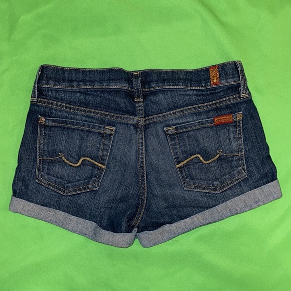 7 For all Mankind Jean Shorts size 26 - Picture 2 of 4